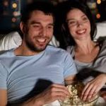 Filme romantice pe Netflix perfecte pentru o seară în doi”